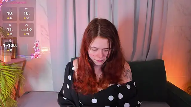 SophiePure online show from March 19, 2025, 8:32 pm