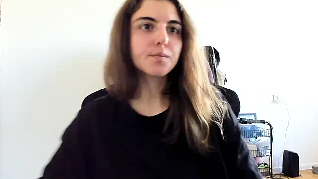 Snapshot of emmamurrr chatting on September 12, 2025, 6:24 am emmamurrr online show from September 12, 2025, 6:24 am