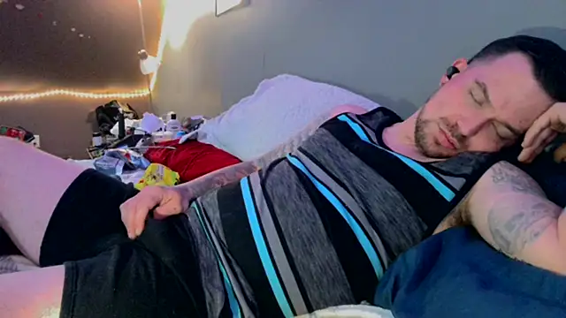 bigcocktat2dude603 online show from February 2, 2025, 10:28 pm