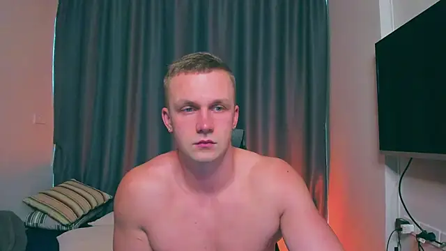 Snapshot of Samuel_Andrew chatting on March 18, 2025, 1:21 am Samuel Andrew online show from March 18, 2025, 1:21 am