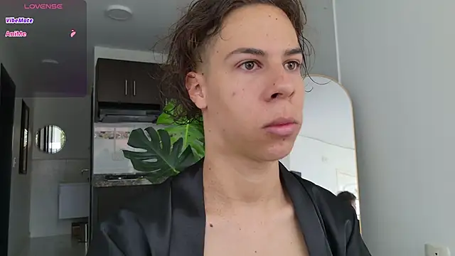 grey   27 online show from September 26, 2025, 12:31 pm