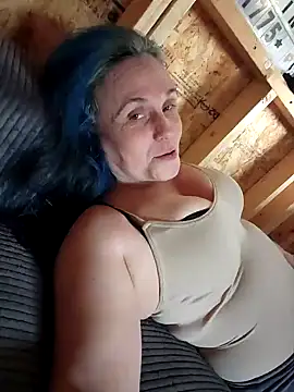 stellaquinn1775 online show from December 18, 2024, 9:51 pm