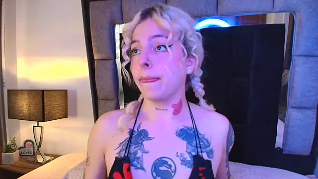 Bonnie vega online show from March 4, 2025, 7:54 pm