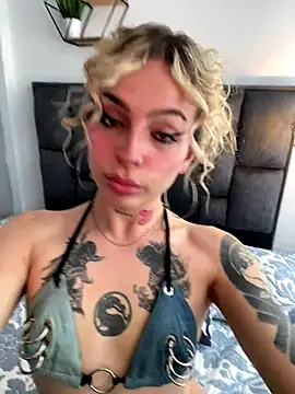 Bonnie vega online show from October 2, 2025, 2:24 pm