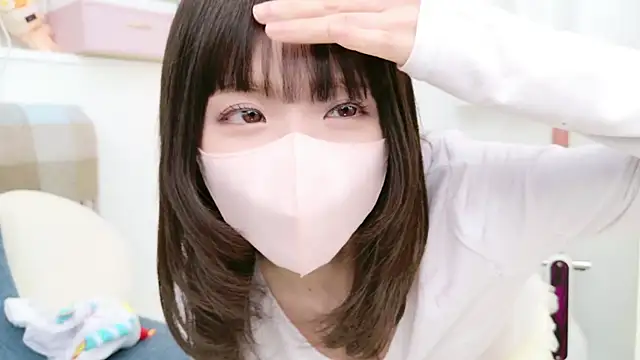 -minami- online show from January 23, 2025, 2:39 pm