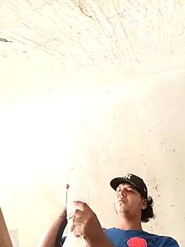 Snapshot of yoryisexi chatting on December 17, 2025, 1:50 pm yoryisexi online show from December 17, 2025, 1:50 pm