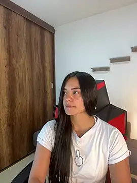 Snapshot of alexa_joonesofficial chatting on February 24, 2025, 10:03 pm alexa joonesofficial online show from February 24, 2025, 10:03 pm