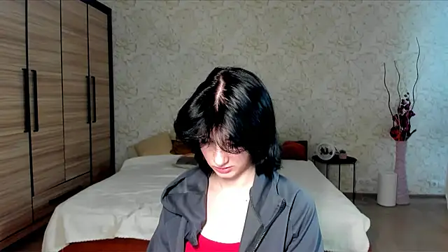 JulisSweet online show from January 26, 2025, 1:58 pm