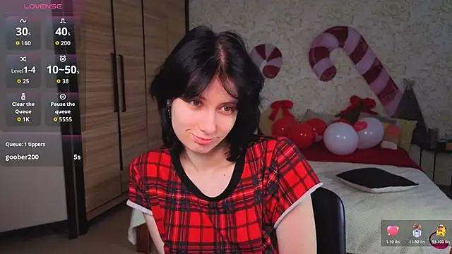 JulisSweet online show from December 20, 2025, 8:10 am