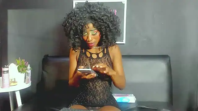 Snapshot of Ebonydollxx chatting on September 9, 2025, 10:04 am Ebonydollxx online show from September 9, 2025, 10:04 am