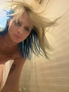 Cutetrans90 online show from November 19, 2025, 2:11 am