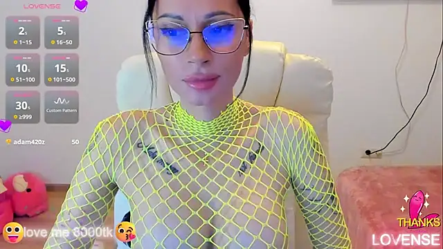 Snapshot of kissnicol32 chatting on November 29, 2025, 7:06 pm kissnicol32 online show from November 29, 2025, 7:06 pm