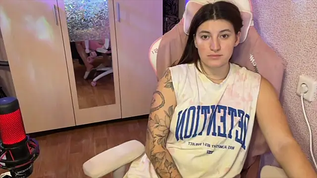 Katrin  kiss online show from February 7, 2026, 5:27 pm