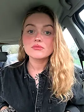 Goldloeckchen159 online show from February 14, 2025, 3:05 pm