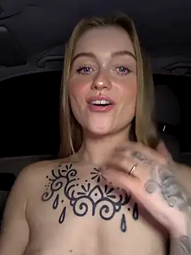 Goldloeckchen159 online show from December 2, 2025, 9:32 pm