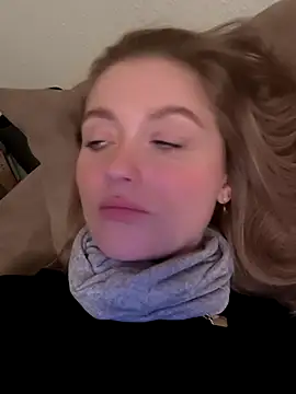 Goldloeckchen159 online show from February 8, 2026, 6:11 pm