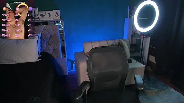 Brat  online show from October 4, 2025, 5:22 pm