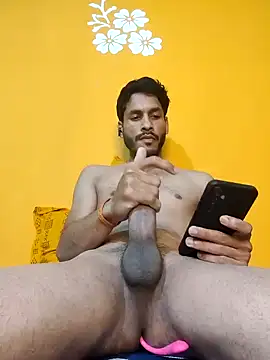 Snapshot of Palyboy426 chatting on January 15, 2025, 1:02 am Palyboy426 online show from January 15, 2025, 1:02 am