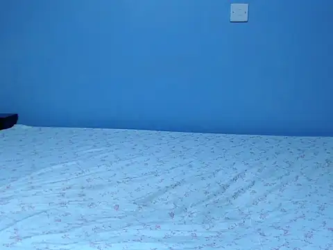 Gweneve online show from October 26, 2025, 2:06 am