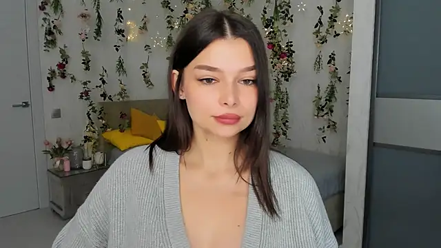 ContinentOfTranquility online show from October 27, 2025, 4:05 am