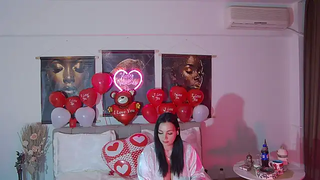 ReiyaRey online show from February 13, 2026, 11:56 pm