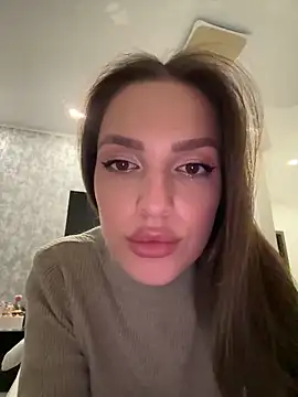 BellaHalles online show from February 27, 2025, 3:48 pm