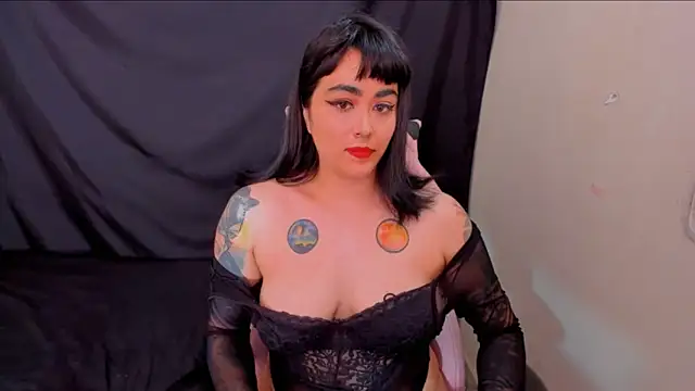 Snapshot of aiko_black93 chatting on February 1, 2025, 3:07 pm aiko black93 online show from February 1, 2025, 3:07 pm