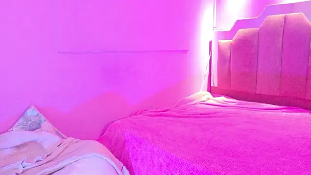 LoveQueen2 online show from March 7, 2026, 11:51 am