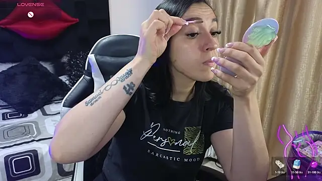 Majuu   online show from December 15, 2025, 11:58 am