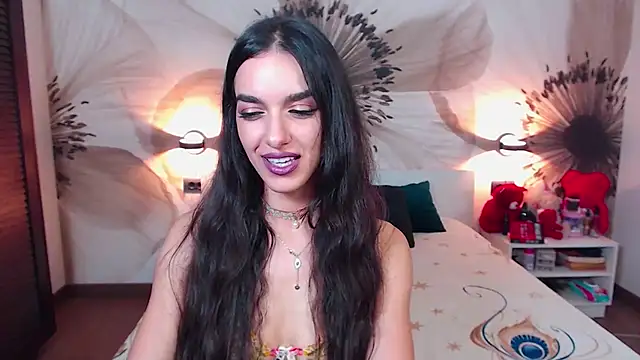 KatherineBisou online show from November 10, 2025, 7:35 pm