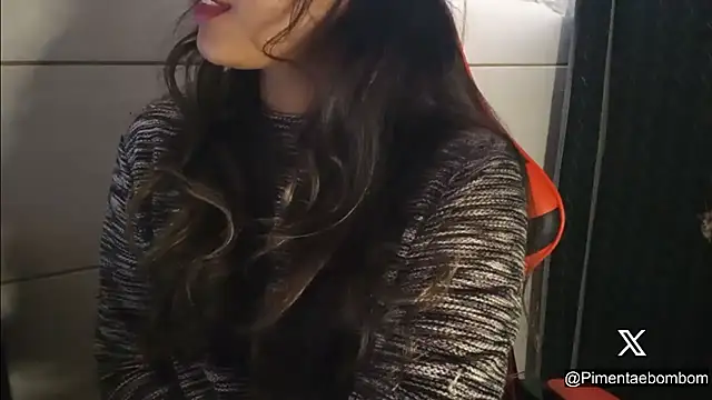 bombomepimenta online show from March 2, 2025, 7:12 pm