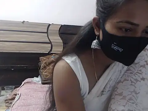 Snapshot of wildbabes chatting on October 8, 2025, 12:47 pm wildbabes online show from October 8, 2025, 12:47 pm