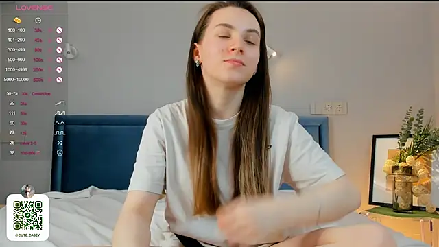 DonnaBurkee online show from February 8, 2025, 10:19 pm