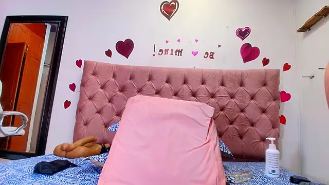 diane di online show from February 26, 2025, 7:16 pm