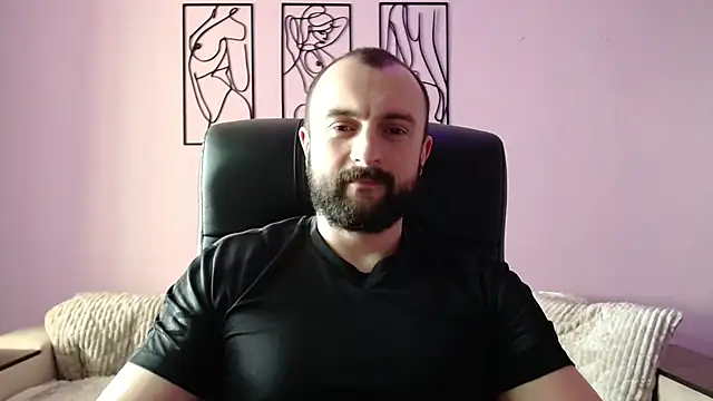 brindlefly6969 online show from March 11, 2025, 11:44 am