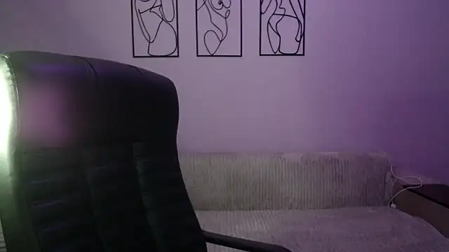 Snapshot of brindlefly6969 chatting on February 13, 2026, 12:56 pm brindlefly6969 online show from February 13, 2026, 12:56 pm