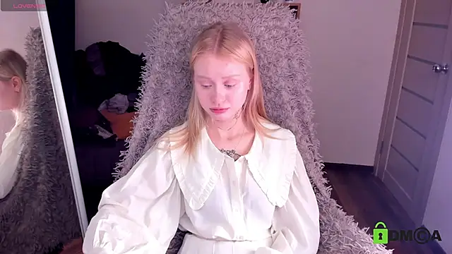 Snapshot of MalenaErnman chatting on January 16, 2025, 10:32 am MalenaErnman online show from January 16, 2025, 10:32 am