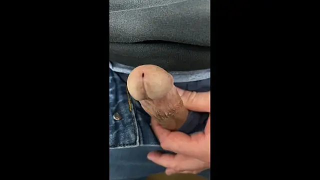 havefun32 online show from February 25, 2026, 1:10 pm