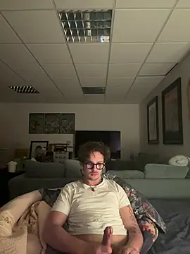 Snapshot of hardmecl chatting on December 10, 2024, 9:54 pm hardmecl online show from December 10, 2024, 9:54 pm