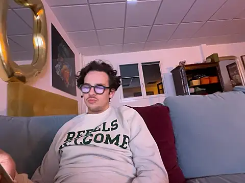 Snapshot of hardmecl chatting on March 18, 2025, 6:59 pm hardmecl online show from March 18, 2025, 6:59 pm