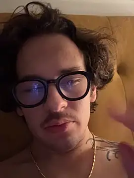 Snapshot of hardmecl chatting on September 23, 2025, 8:34 pm hardmecl online show from September 23, 2025, 8:34 pm