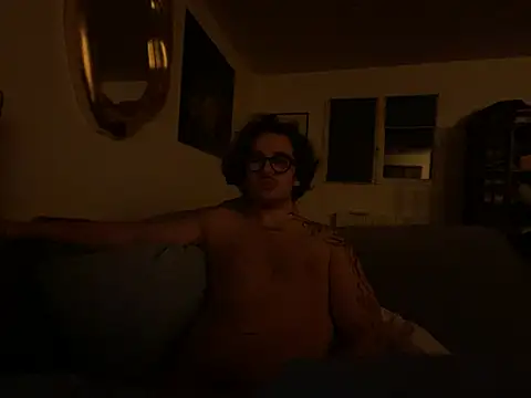 Snapshot of hardmecl chatting on January 9, 2026, 9:27 pm hardmecl online show from January 9, 2026, 9:27 pm