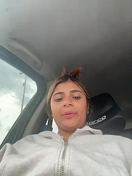 pamell col online show from November 5, 2025, 7:47 pm