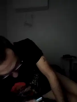 Iliketocooksquirt25 online show from March 11, 2025, 7:15 am