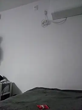 Iliketocooksquirt25 online show from September 22, 2025, 2:24 am