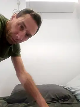 Iliketocooksquirt25 online show from September 26, 2025, 1:15 pm