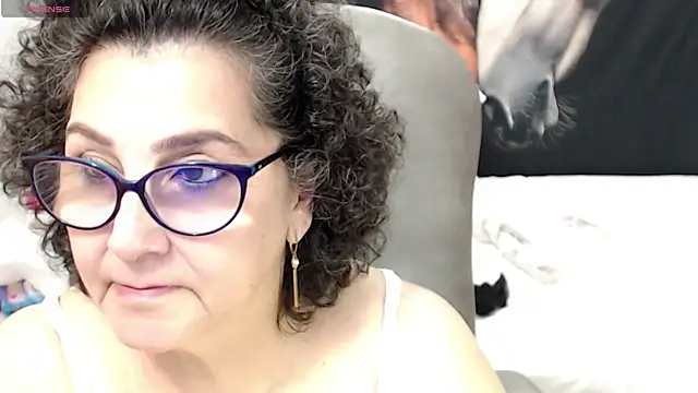 Snapshot of cataleya_mom chatting on February 25, 2025, 9:20 am cataleya mom online show from February 25, 2025, 9:20 am