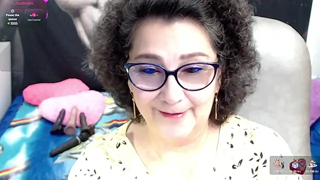 Snapshot of cataleya_mom chatting on March 11, 2025, 7:26 am cataleya mom online show from March 11, 2025, 7:26 am