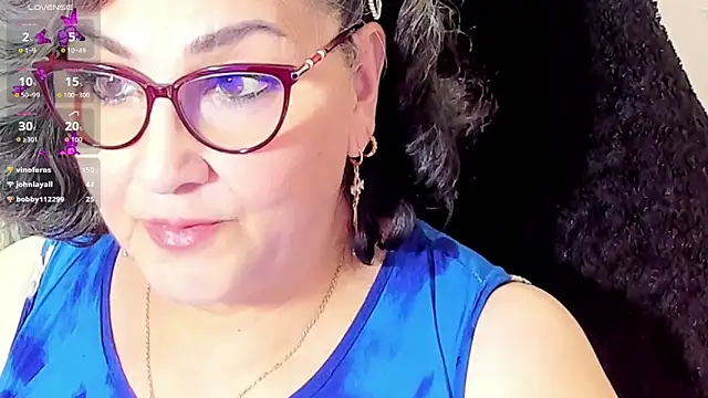 cataleya mom online show from December 15, 2025, 4:33 pm