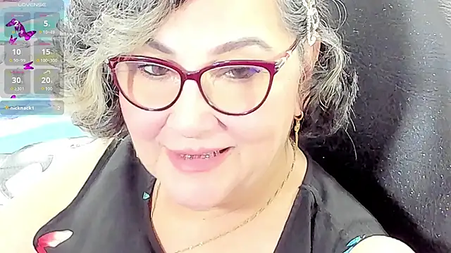 cataleya mom online show from April 13, 2026, 4:51 am